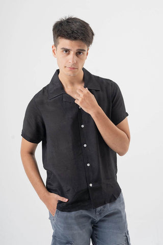 Black Short Sleeve Shirt for Urban Street Style Vibes - Ecowears.pk