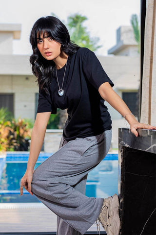 Classic Black Crew Neck T-Shirt – Women's Timeless Cotton Fit - Ecowears.pk