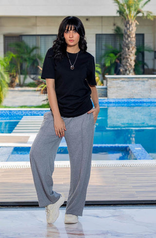 Classic Black Crew Neck T-Shirt – Women's Timeless Cotton Fit - Ecowears.pk