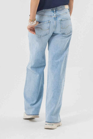 Comfortable Wide-Leg Light Blue Jeans for Everyday Wear - Ecowears.pk