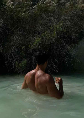 Hunza Inspired By Fendi Life - Ecowears.pk