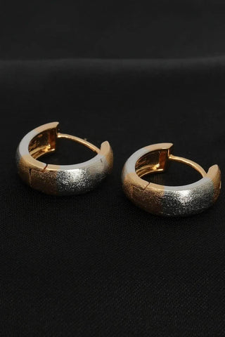 Minimalist Huggie Hoop Earrings -Effortless Elegance - Ecowears.pk