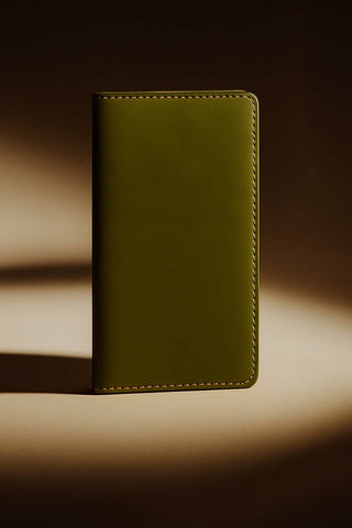 Rustow Moss Olive Vertical Card Wallet – Premium Leather Finish - Ecowears.pk