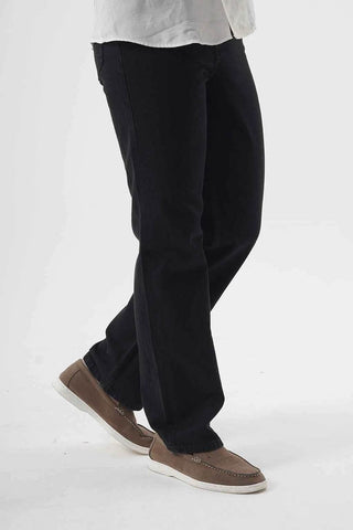 Sleek Black Slim-Fit Pants for Modern Casual Elegance - Ecowears.pk